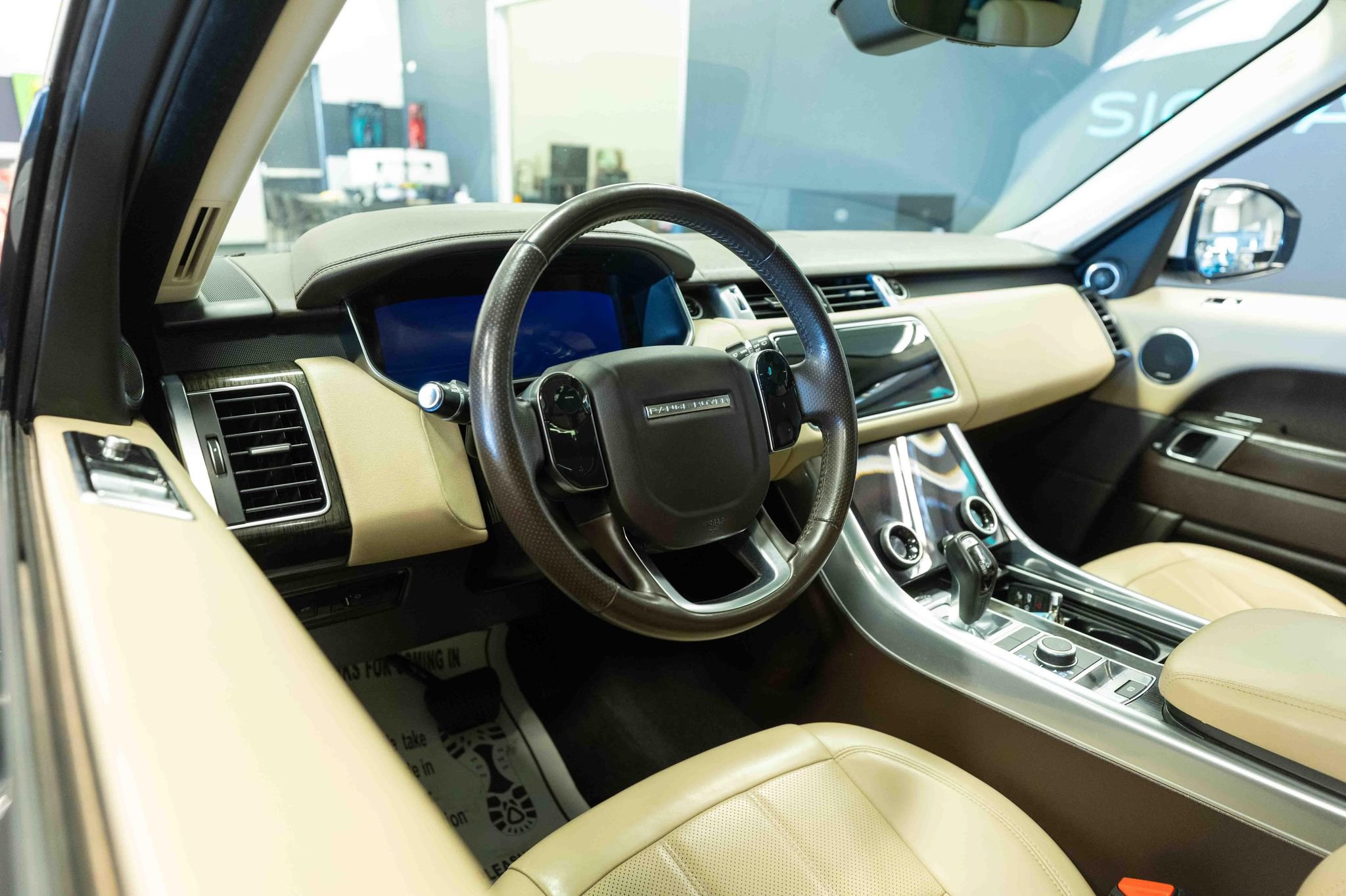 Used 2019 Land Rover Range Rover Sport HSE AWD/4WD image 10