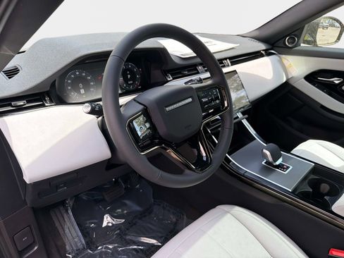 New 2026 Land Rover Range Rover Evoque S AWD/4WD image 18