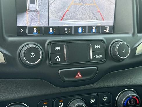 Used 2020 GMC Terrain Denali w/ Denali Premium Package FWD image 21