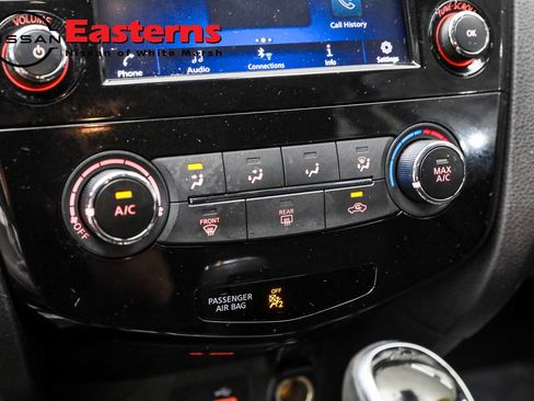 Used 2022 Nissan Rogue Sport S image 30