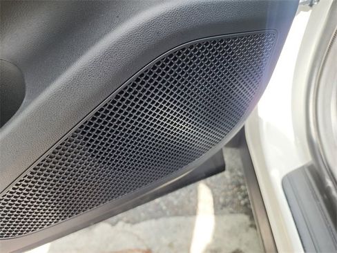 New 2025 Hyundai Tucson SEL image 17