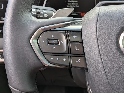 Used 2025 Lexus RX 350 Premium w/ Convenience Package FWD image 25