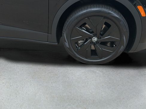 New 2026 Volkswagen ID.4 Pro S Plus AWD/4WD image 9