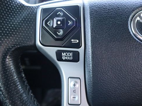 Used 2016 Toyota 4Runner SR5 AWD/4WD image 28