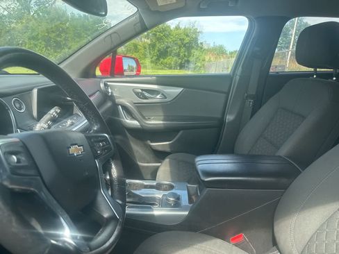 Used 2020 Chevrolet Blazer LT FWD image 32