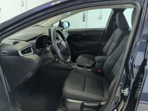 Used 2026 Toyota Corolla LE FWD image 9