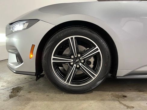 Used 2024 Ford Mustang Premium image 15