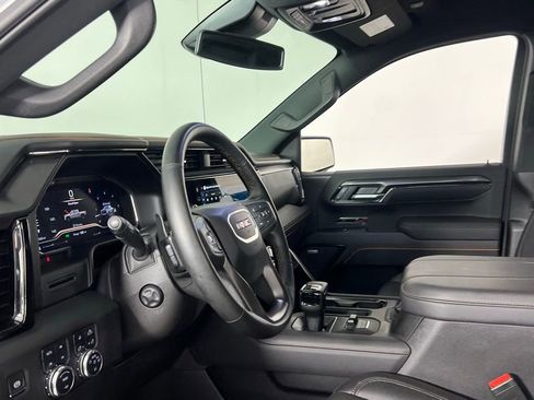 Used 2025 GMC Sierra 1500 AT4 image 27