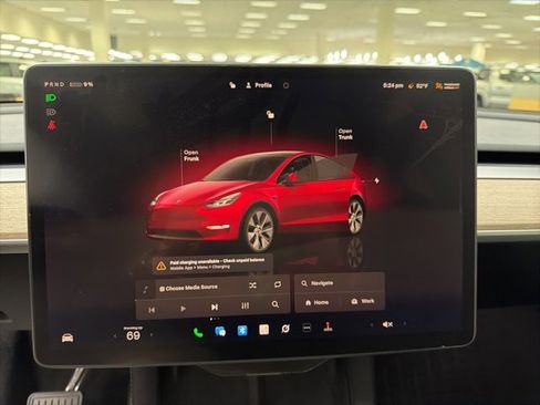 Used 2024 Tesla Model Y Long Range image 25