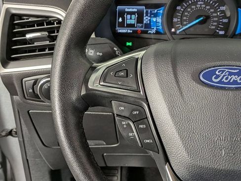 Used 2024 Ford Edge SEL AWD/4WD image 18