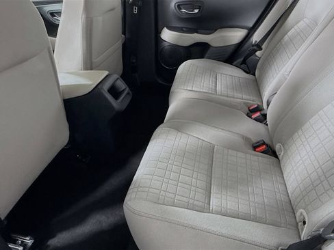 Certified 2024 Honda HR-V LX image 31