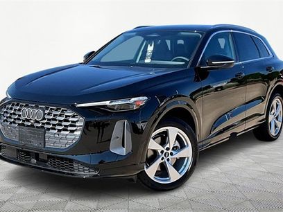 New 2025 Audi Q5 Premium Plus