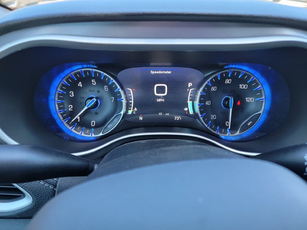 New 2026 Chrysler Pacifica Select FWD image 16