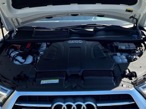 Used 2018 Audi Q7 3.0T Premium Plus AWD/4WD image 26