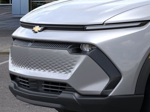 New 2026 Chevrolet Equinox EV LT image 14