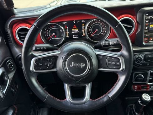 Used 2018 Jeep Wrangler Unlimited Rubicon AWD/4WD image 12