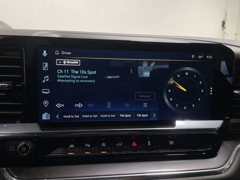 Used 2024 Chevrolet Silverado 1500 High Country w/ Technology Package image 16