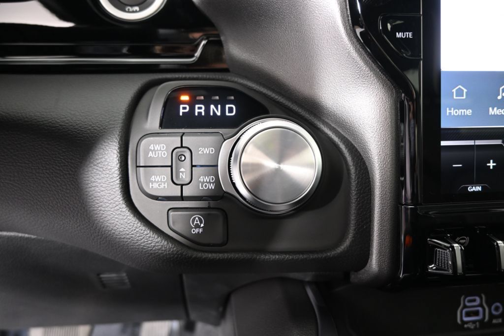 Used 2026 RAM 1500 Laramie w/ Night Edition AWD/4WD image 32