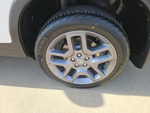 Certified 2023 Honda Passport EX-L image 9