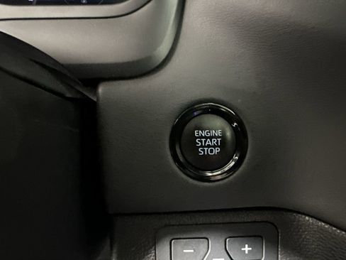 Used 2025 Toyota Tundra Platinum image 20