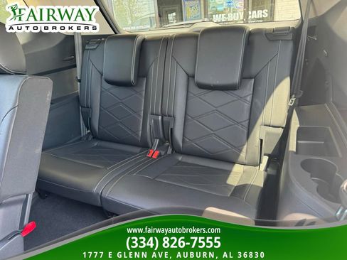 Used 2025 Volkswagen Atlas SE image 14