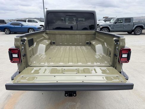 New 2026 Jeep Gladiator Willys image 11