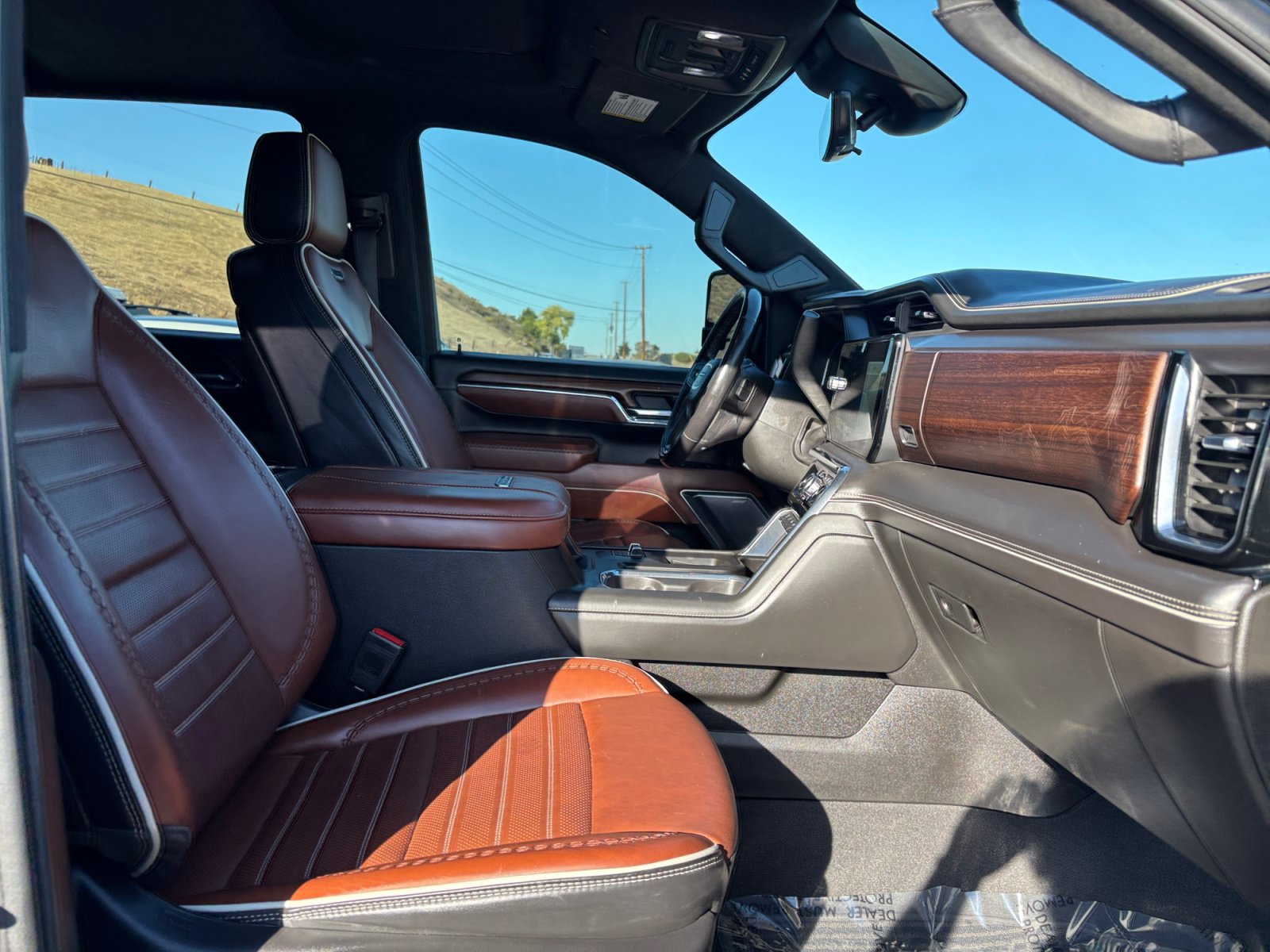 Used 2024 GMC Sierra 2500 Denali Ultimate w/ Max Trailering Package AWD/4WD image 18