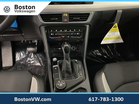 New 2026 Volkswagen Taos SEL image 22