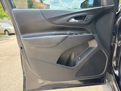 Used 2020 Chevrolet Equinox LT AWD/4WD image 10