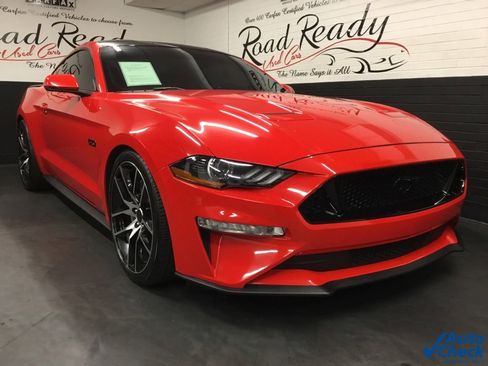 Used 2018 Ford Mustang GT Premium w/ Equipment Group 401A image 3