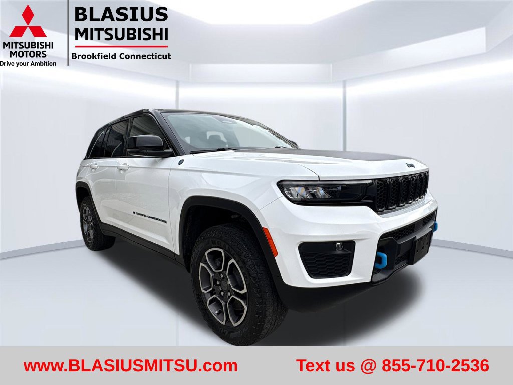 Used 2023 Jeep Grand Cherokee Trailhawk AWD/4WD image 6