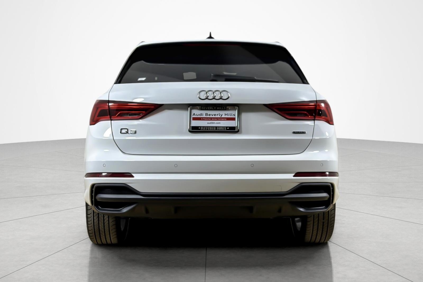 Used 2023 Audi Q3 2.0T Premium Plus w/ Premium Plus Package AWD/4WD image 4