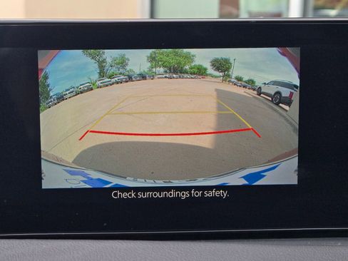 Used 2025 MAZDA MAZDA3 s FWD image 18