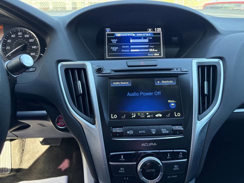 Used 2016 Acura TLX image 10