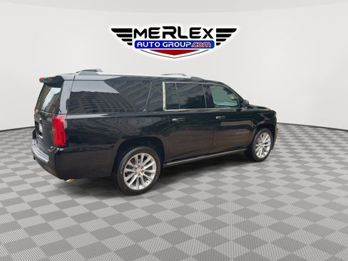 Used 2019 Chevrolet Suburban Premier w/ Premier Plus Edition AWD/4WD image 8