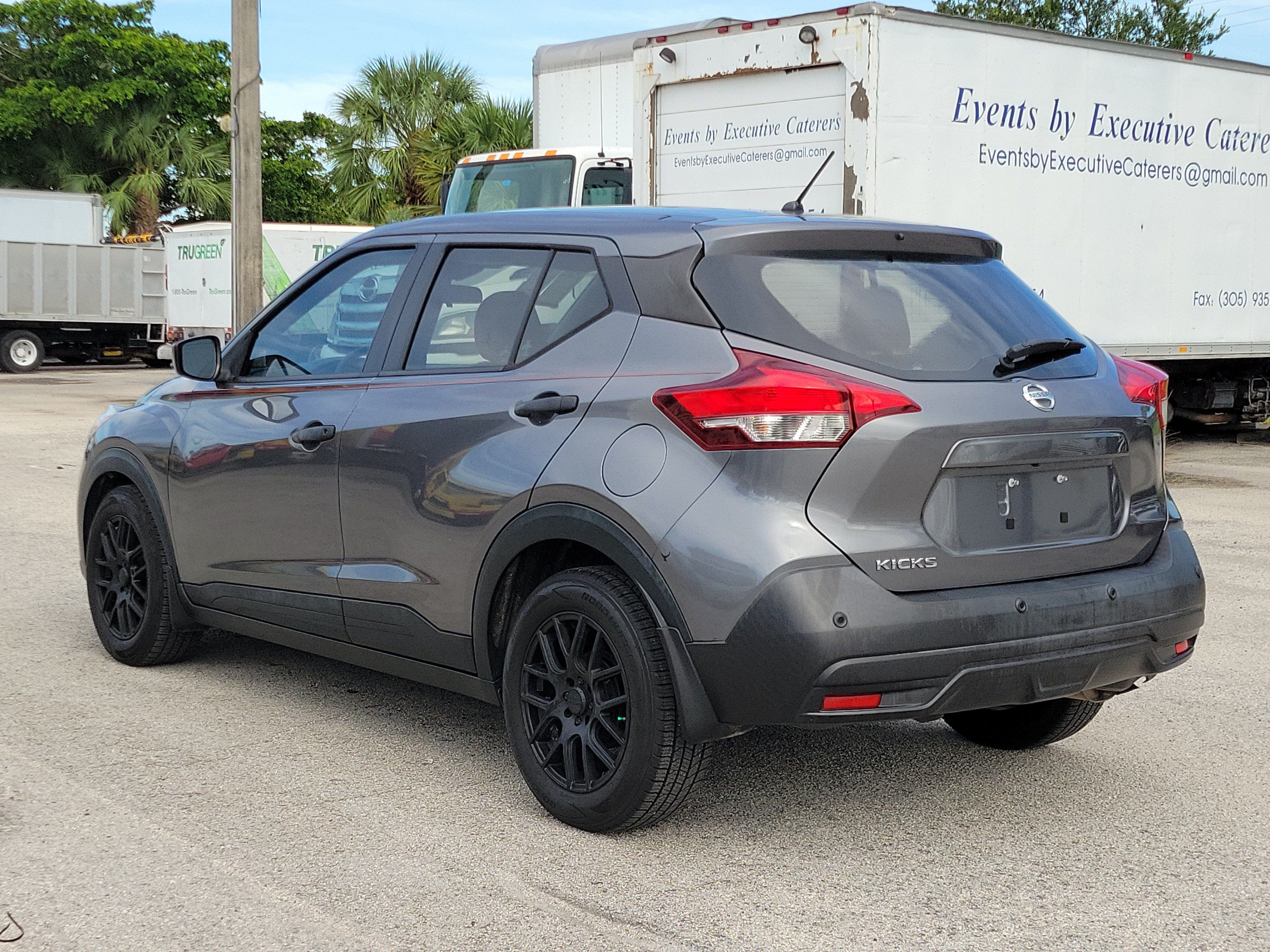 Used 2020 Nissan Kicks S FWD image 5