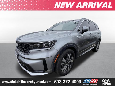 Used 2023 Kia Sorento SX Prestige image 2