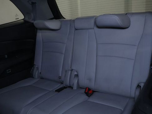 Used 2020 Honda Pilot Touring image 19