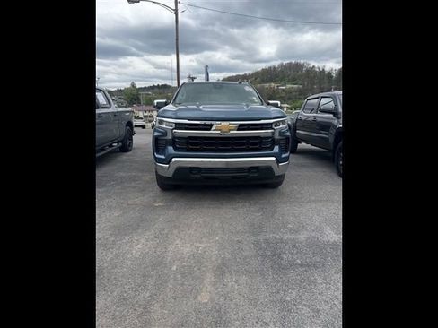 Used 2024 Chevrolet Silverado 1500 LT image 1