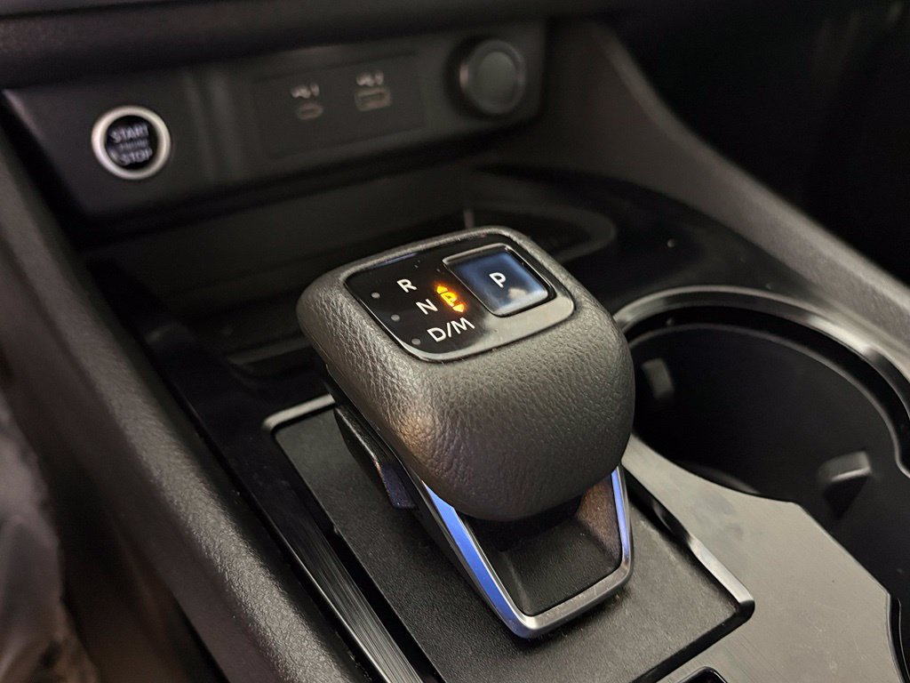 Used 2022 Nissan Rogue SV FWD image 28