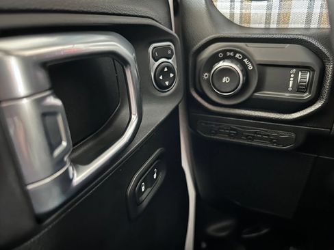 New 2026 Jeep Wrangler Unlimited Sport AWD/4WD image 19