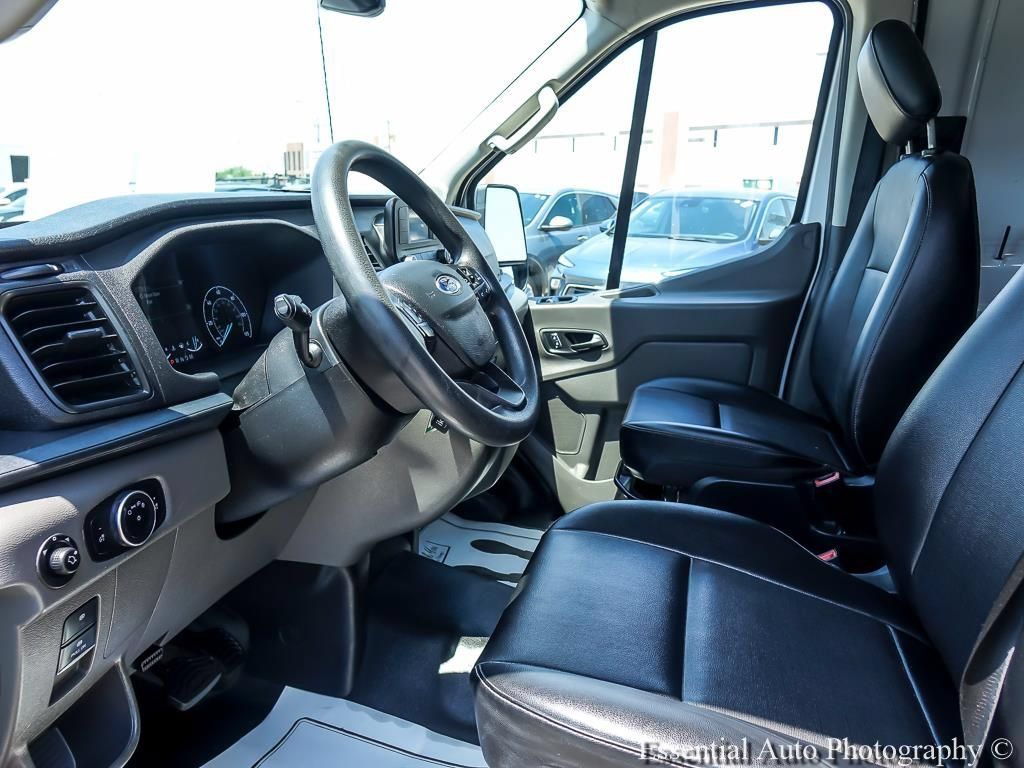 Used 2023 Ford Transit 250 Medium Roof AWD image 10