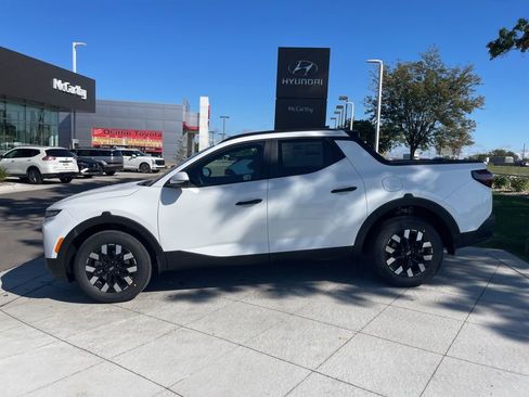 New 2026 Hyundai Santa Cruz SEL FWD image 2