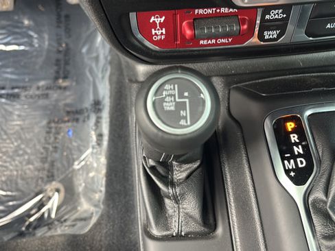 Used 2024 Jeep Wrangler Unlimited Rubicon 392 AWD/4WD image 19