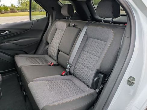 Used 2024 Chevrolet Equinox LT image 24