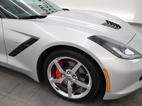 Used 2014 Chevrolet Corvette Stingray Coupe w/ 2LT Preferred Equipment Group RWD image 21