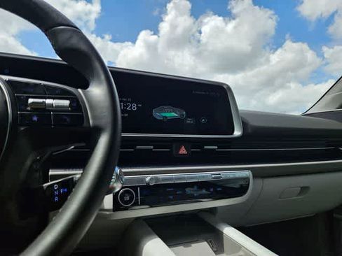 Used 2023 Hyundai Ioniq 6 SEL RWD image 26