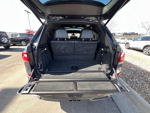 Used 2022 BMW X7 M50i image 28