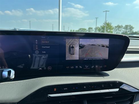 New 2026 Buick Enclave Avenir image 23