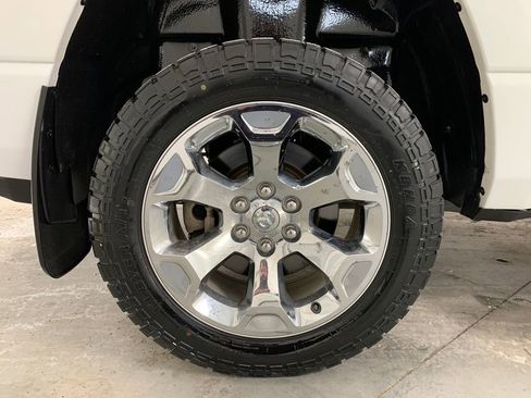 Used 2019 RAM 1500 Big Horn image 25